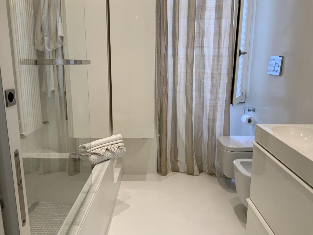 Rome, Beautiful Apartment In A Vintage Building Λίντο ντι Όστια Εξωτερικό φωτογραφία